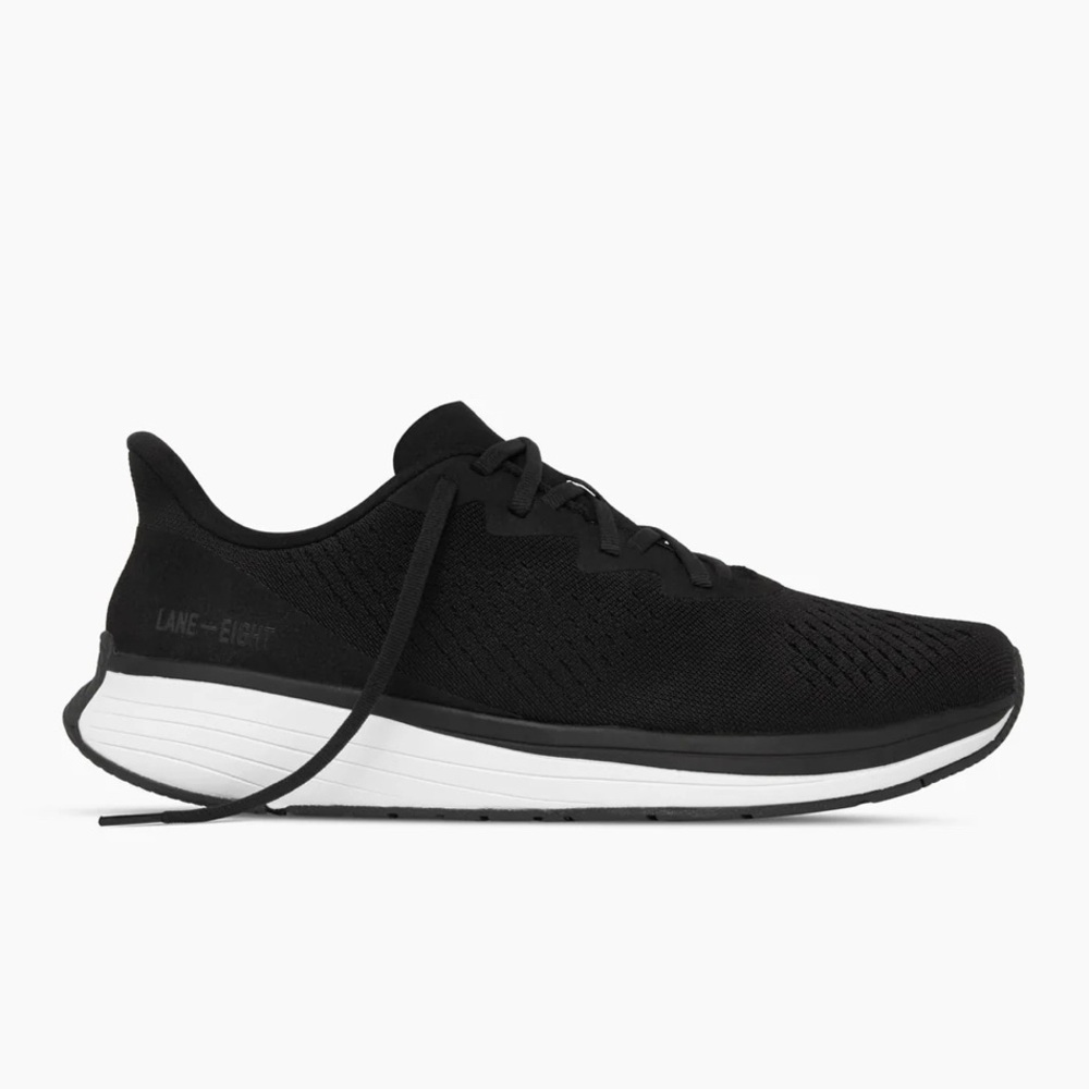 NIB Lane-Eight Women's Relay Trainer.